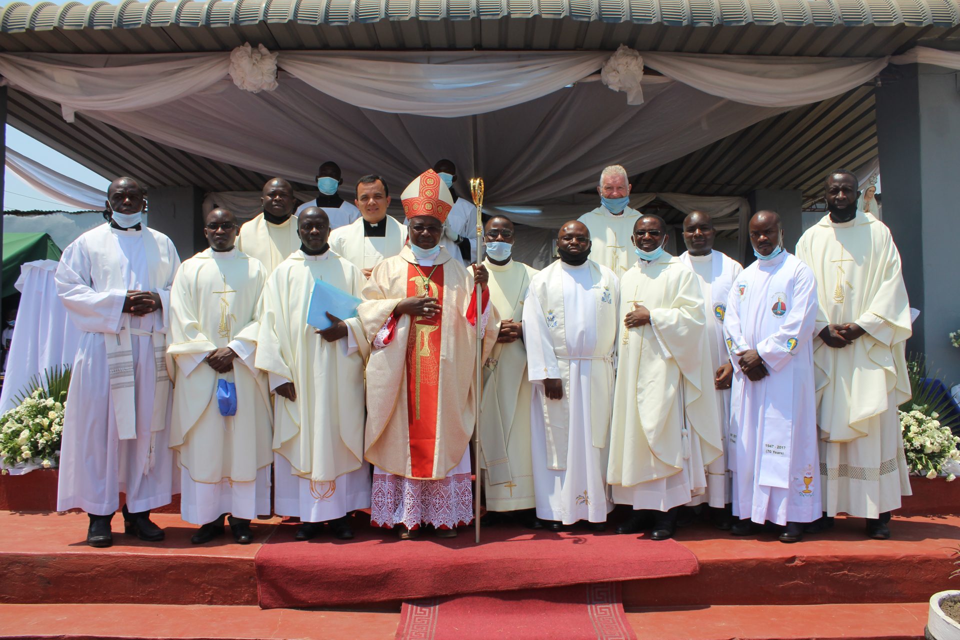 BISHOP DR. BENJAMIN PHIRI VISITS KAMFINSA DEANERY.